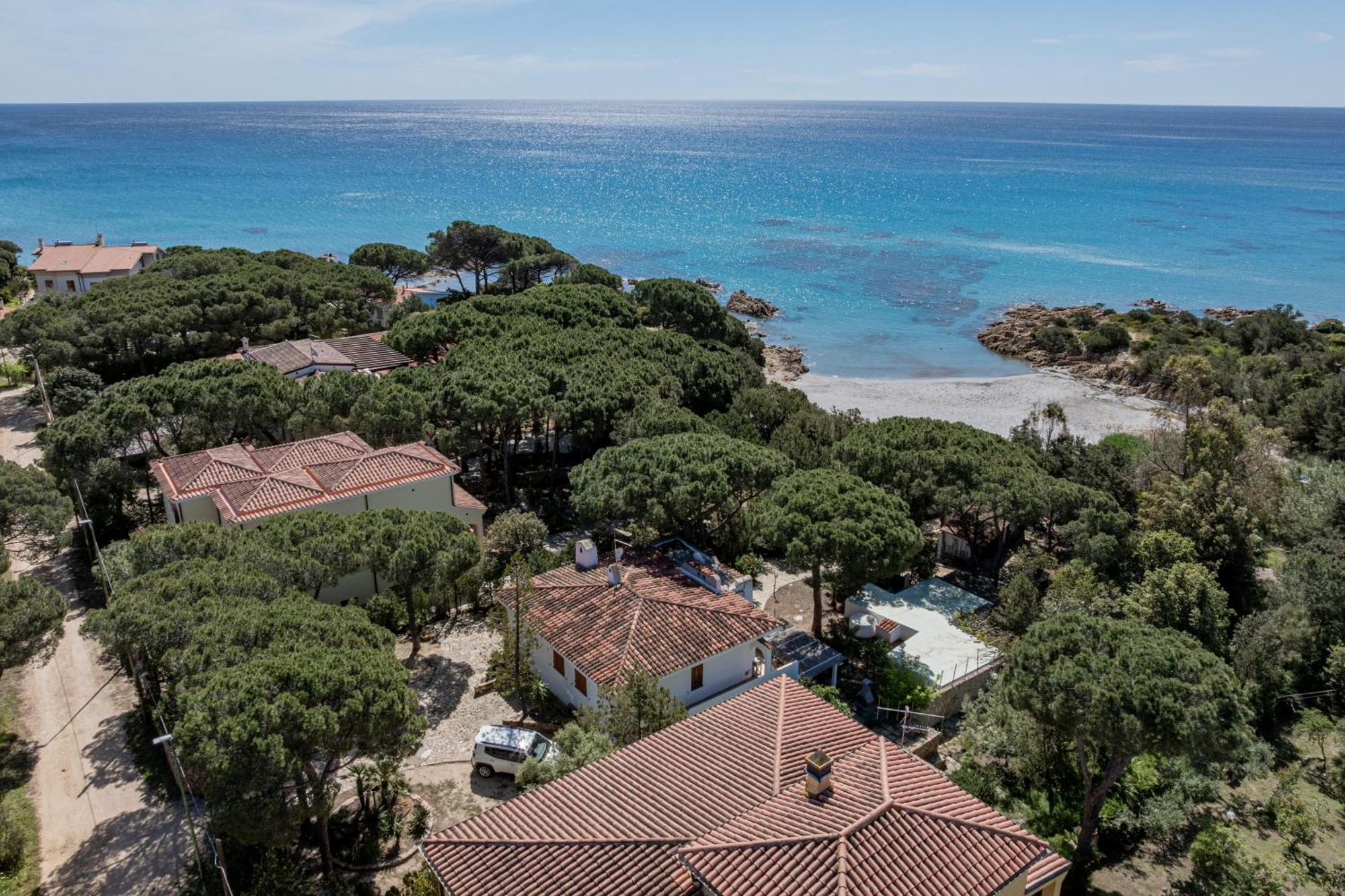 Casa Donatella, In Riva Al Mare! Villa Кала Либерото Екстериор снимка